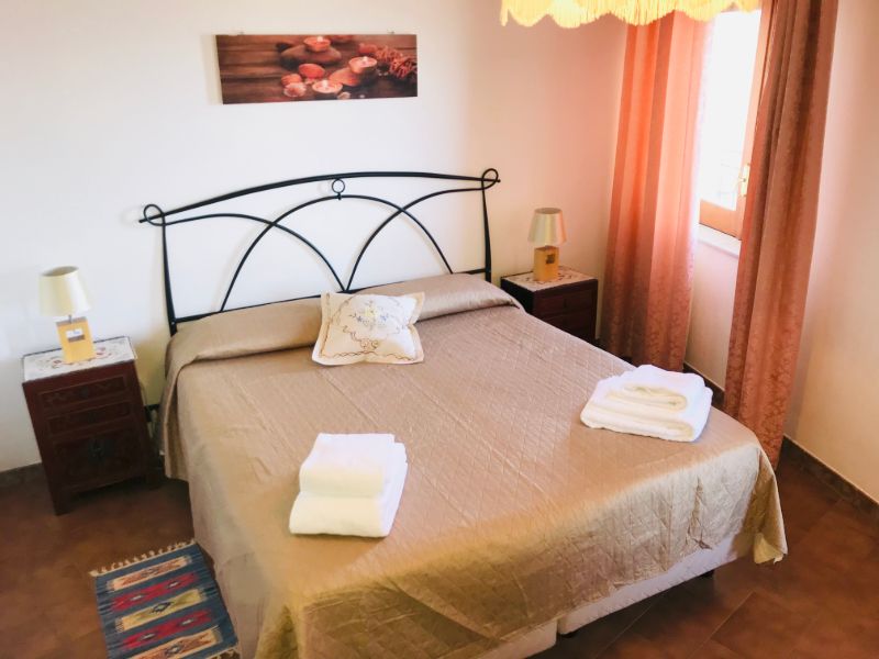 Buchen Sie die Zimmer der Villa Regina Taormina in Castelmola