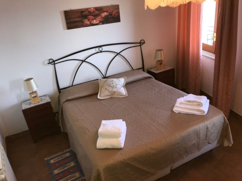 Prenota le camere di Villa Regina Taormina a Castelmola