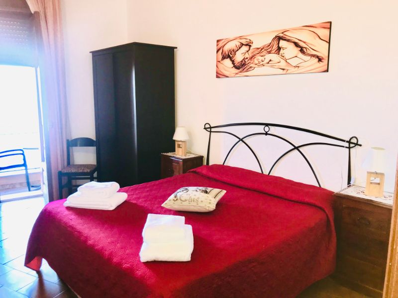 Buchen Sie die Zimmer der Villa Regina Taormina in Castelmola