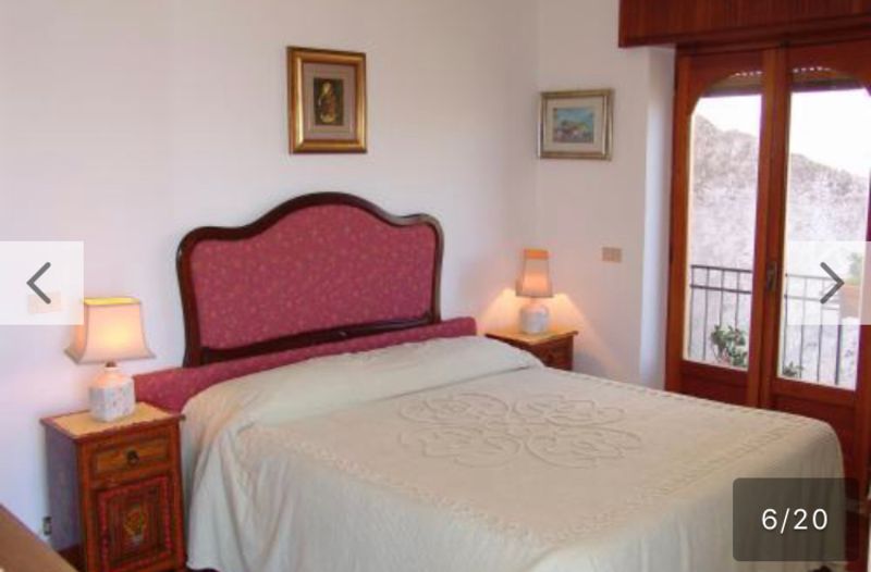 Buchen Sie die Zimmer der Villa Regina Taormina in Castelmola