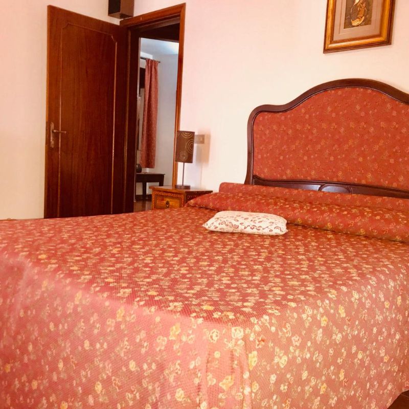 Buchen Sie die Zimmer der Villa Regina Taormina in Castelmola